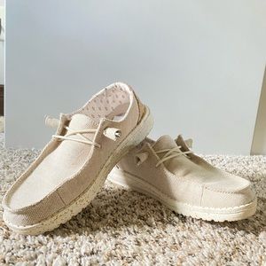 Hey Dude Wendy Tan Raffia Shoes (Size 7)
